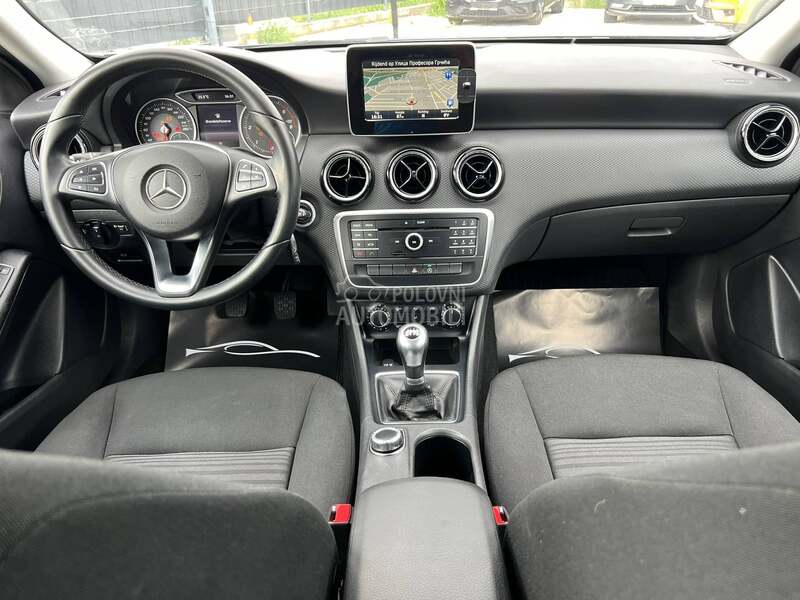 Mercedes Benz A 180 1.5