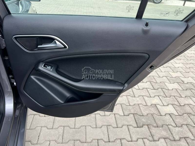 Mercedes Benz A 180 1.5