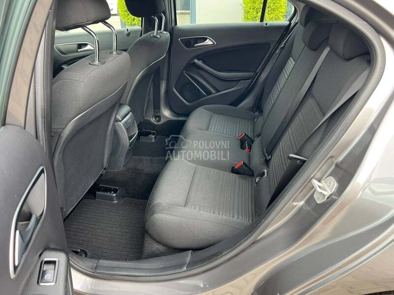 Mercedes Benz A 180 1.5