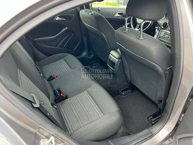 Mercedes Benz A 180 1.5