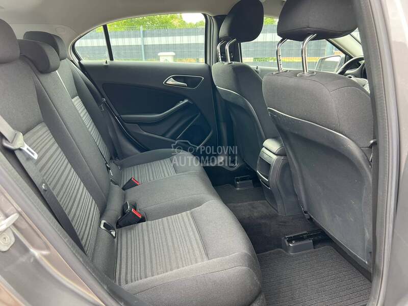 Mercedes Benz A 180 1.5