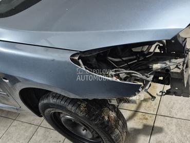 desno krilo ezac za Peugeot 307 od 2000. do 2009. god.