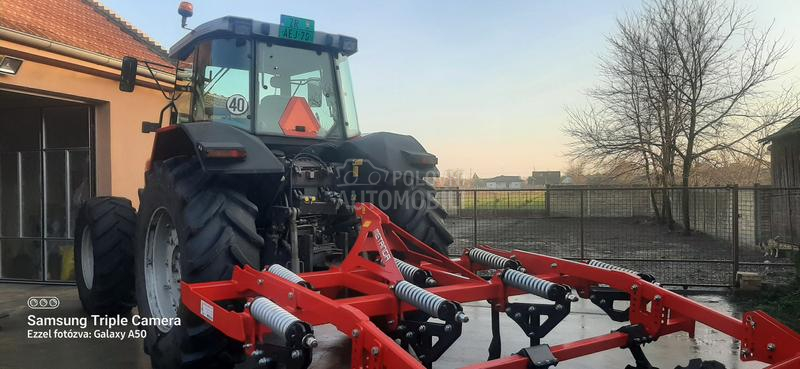 Massey Ferguson 8140