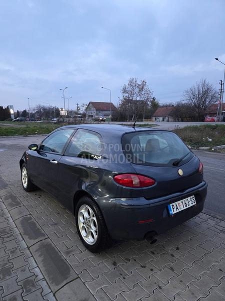 Alfa Romeo 147 1.6 TS