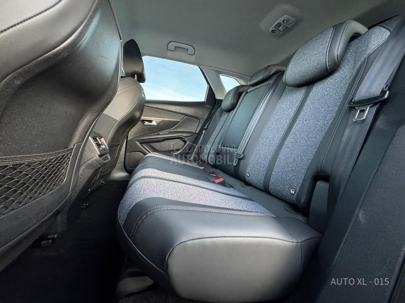 Peugeot 3008 1.6 EHDI / ALLURE