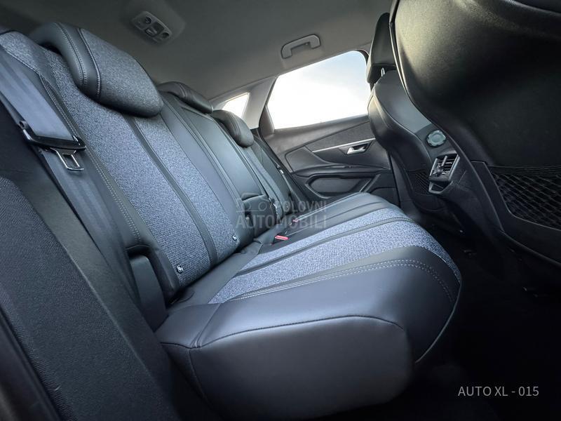 Peugeot 3008 1.6 EHDI / ALLURE