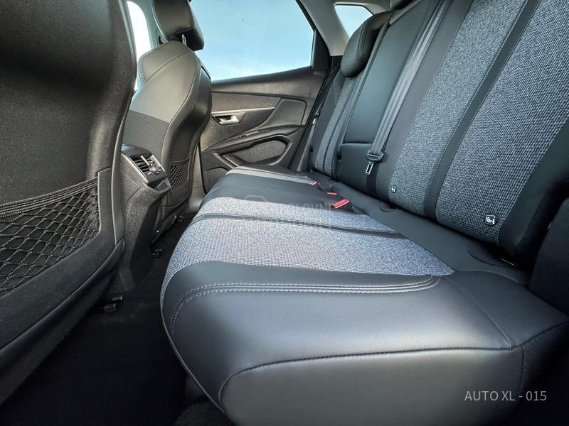 Peugeot 3008 1.6 EHDI / ALLURE