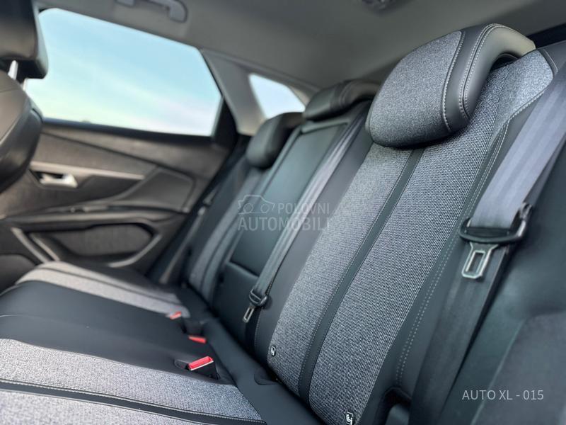 Peugeot 3008 1.6 EHDI / ALLURE