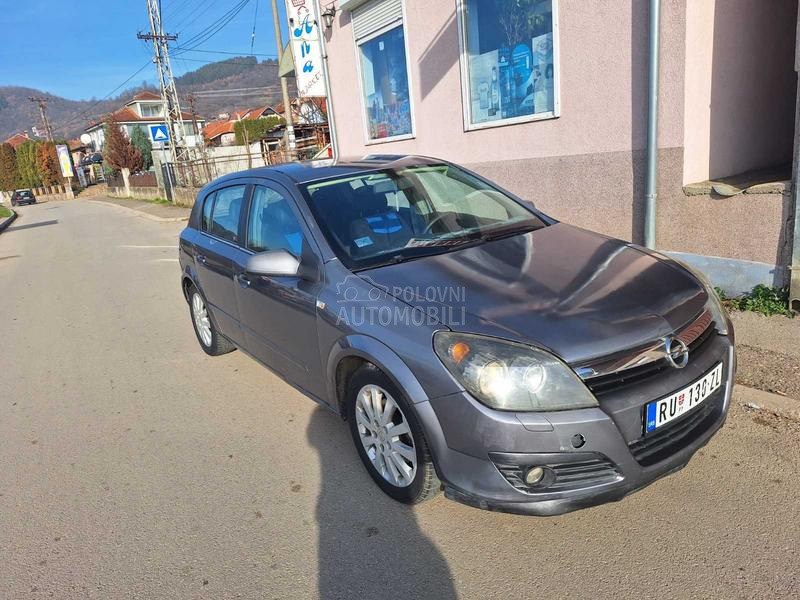 Opel Astra H 