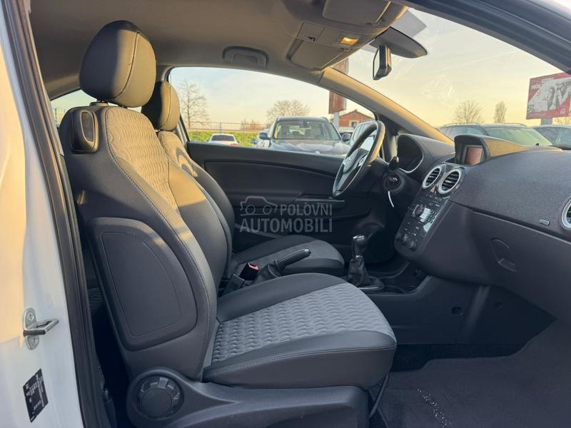 Opel Corsa D COSMO