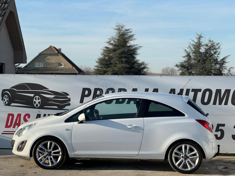 Opel Corsa D COSMO