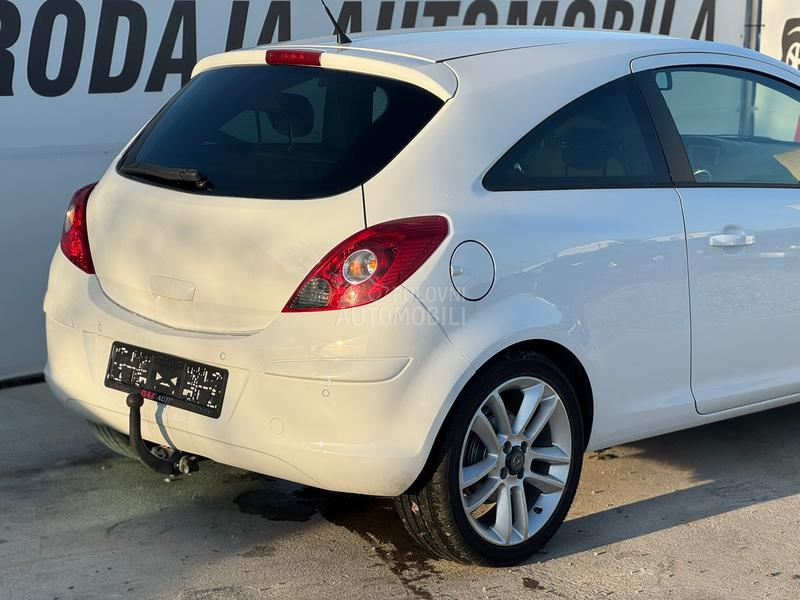 Opel Corsa D COSMO