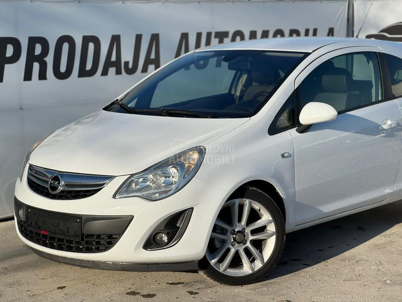 Opel Corsa D COSMO