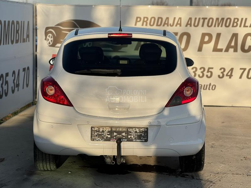 Opel Corsa D COSMO