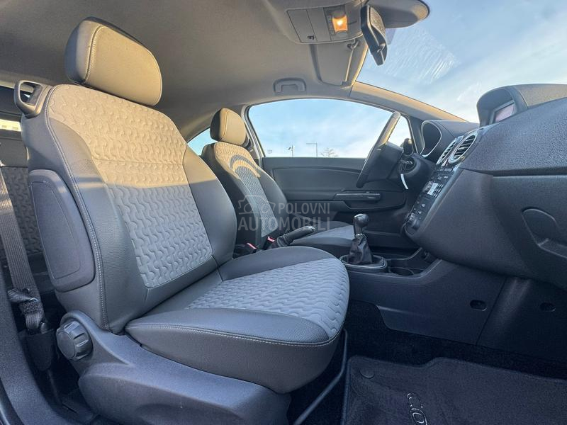 Opel Corsa D COSMO