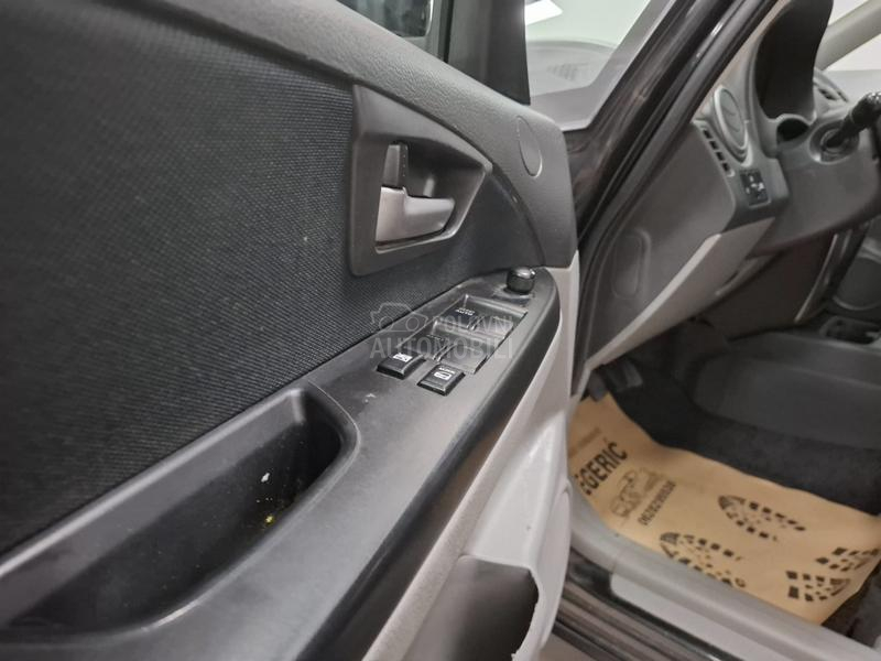 Suzuki SX4 4 x 4