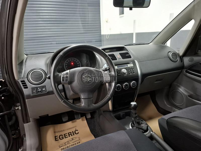 Suzuki SX4 4 x 4