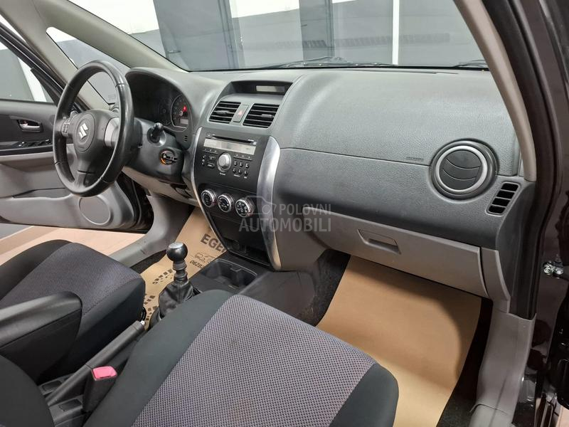 Suzuki SX4 4 x 4