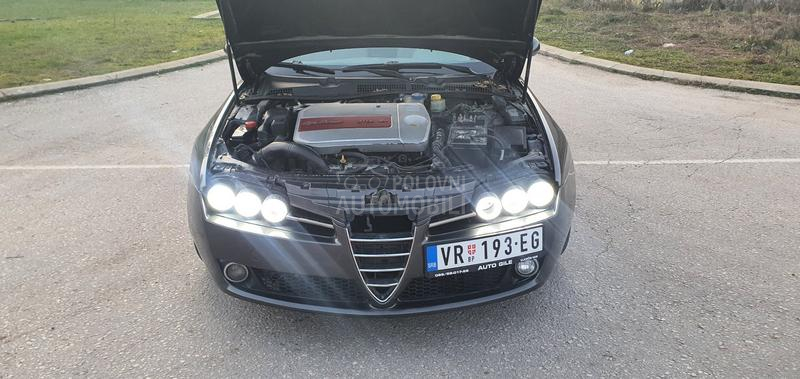 Alfa Romeo 159 // O C U V A N A