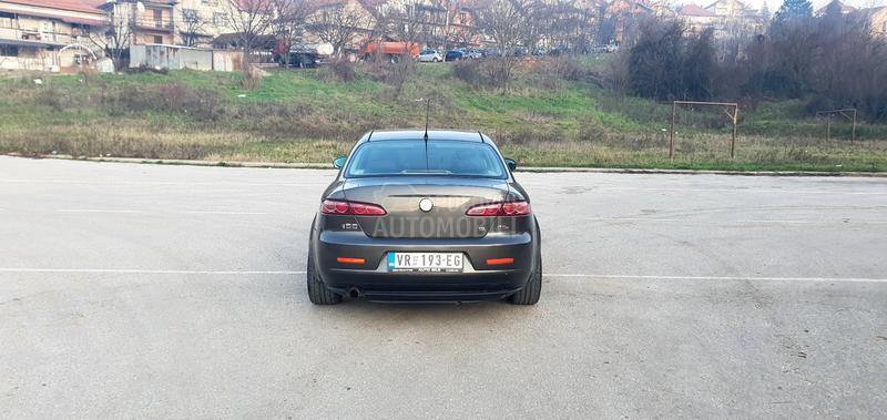 Alfa Romeo 159 // O C U V A N A