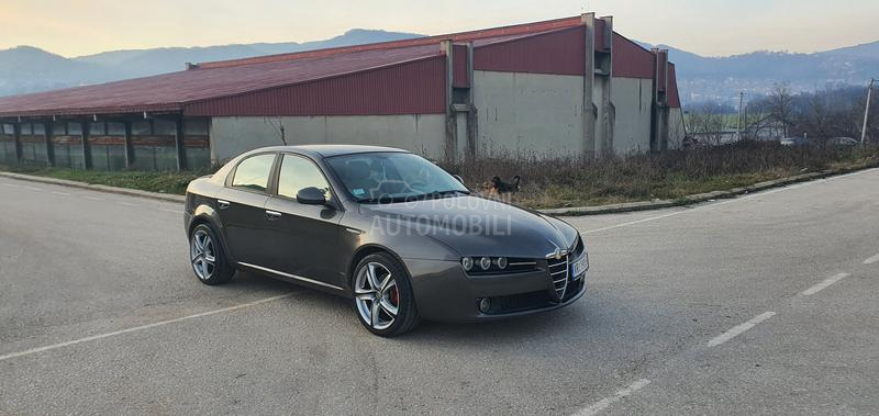 Alfa Romeo 159 // O C U V A N A