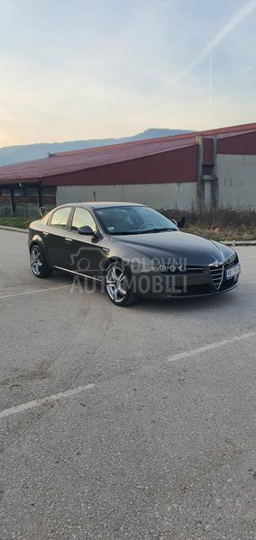 Alfa Romeo 159 // O C U V A N A