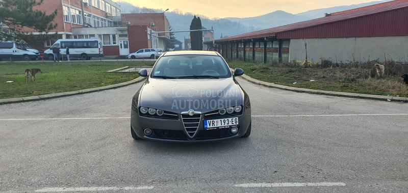 Alfa Romeo 159 // O C U V A N A