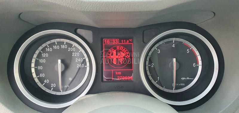 Alfa Romeo 159 // O C U V A N A