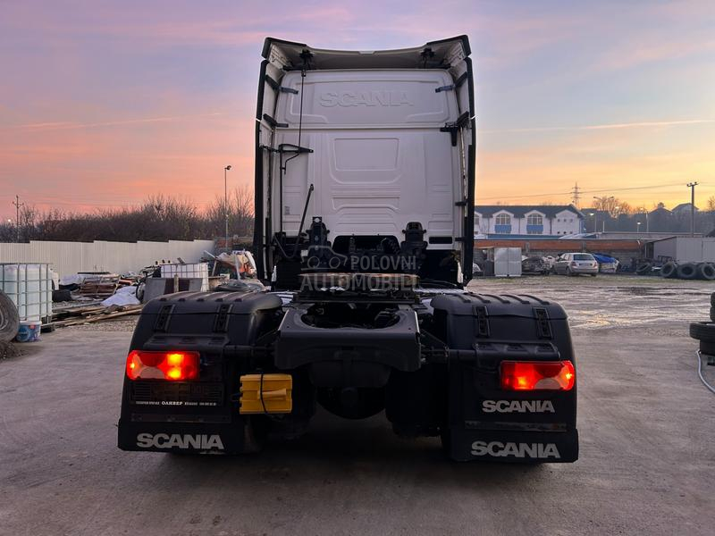 Scania R450