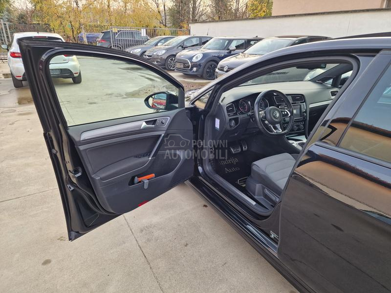 Volkswagen Golf 7 R LINE