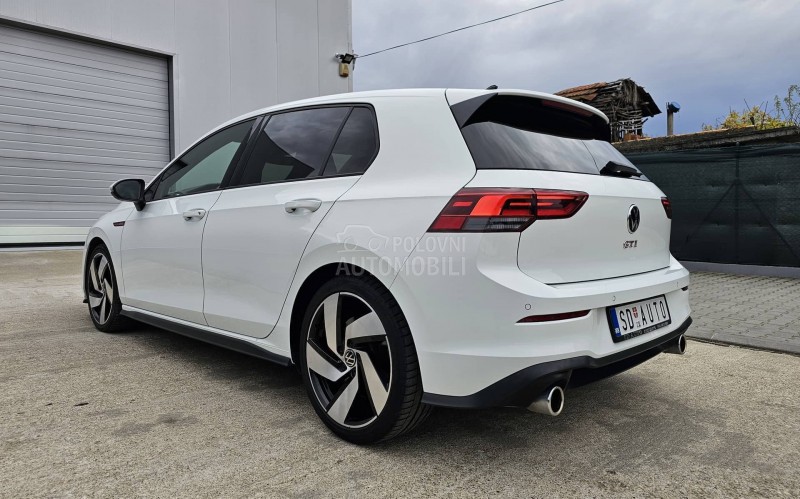 Volkswagen Golf 8 GTI