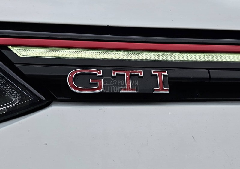 Volkswagen Golf 8 GTI