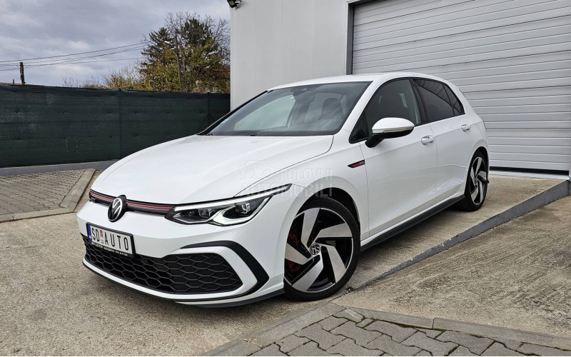 Volkswagen Golf 8 GTI