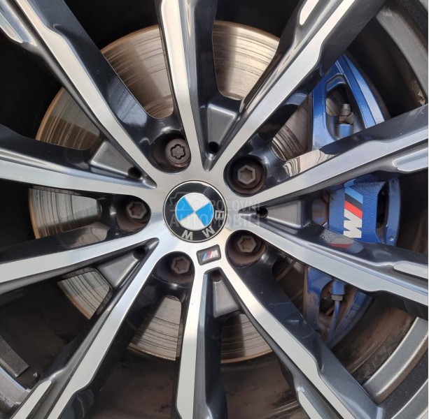 BMW X5 3.0d M hybrid