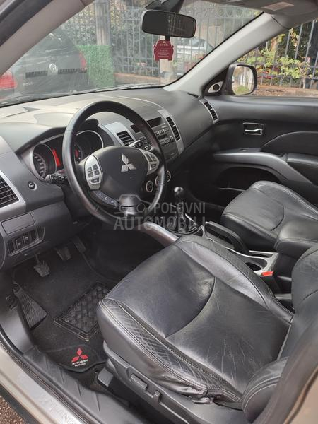 Mitsubishi Outlander 2.0