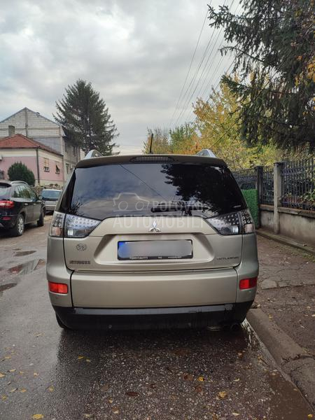 Mitsubishi Outlander 2.0