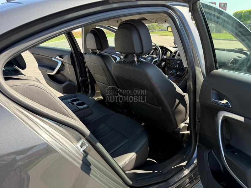 Opel Insignia 2.0cdti