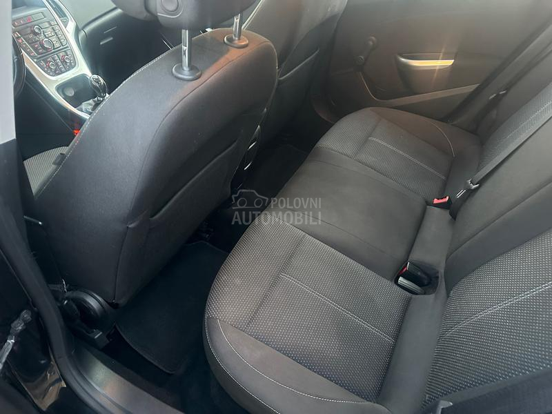 Opel Astra J 1.4Turbo