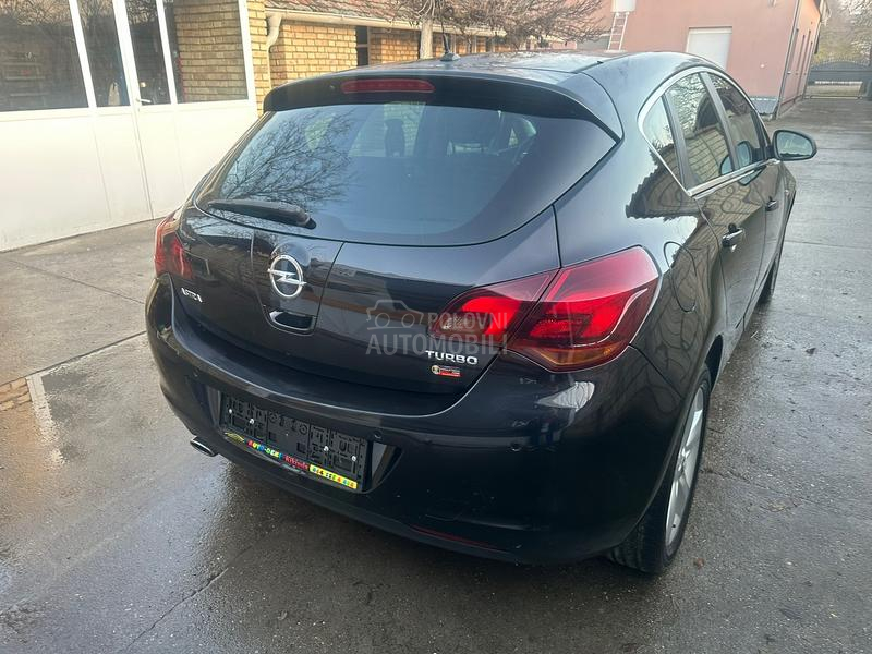 Opel Astra J 1.4Turbo