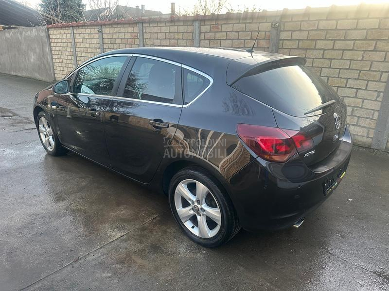Opel Astra J 1.4Turbo