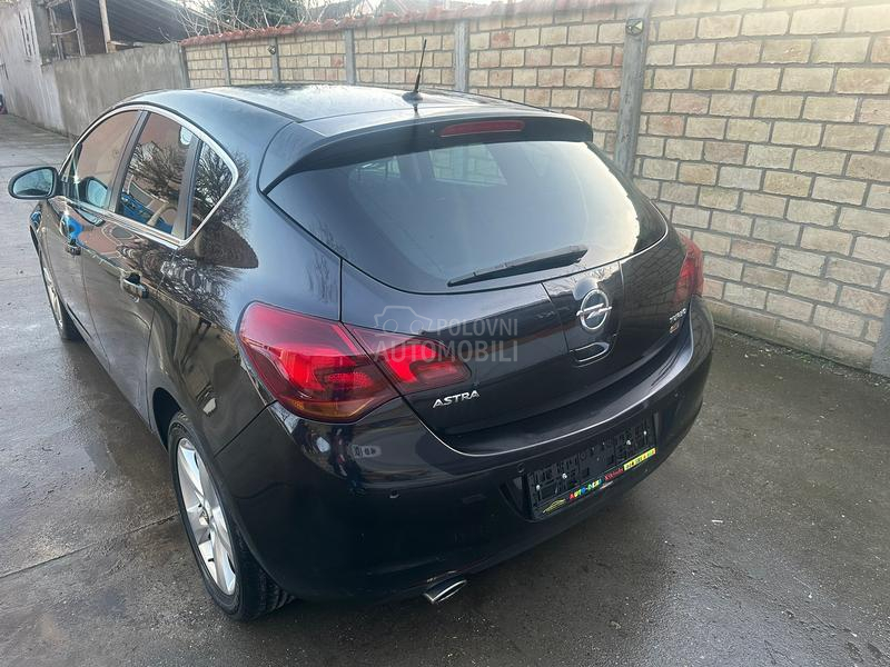 Opel Astra J 1.4Turbo