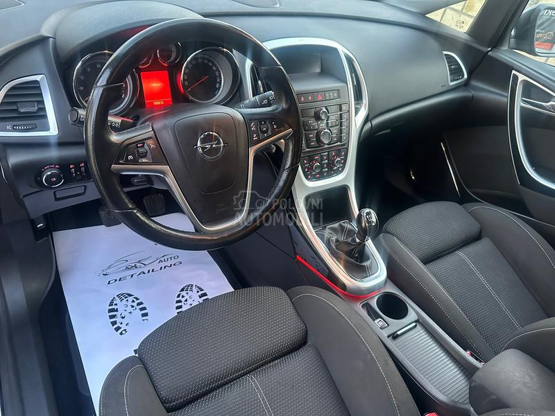 Opel Astra J 1.4Turbo
