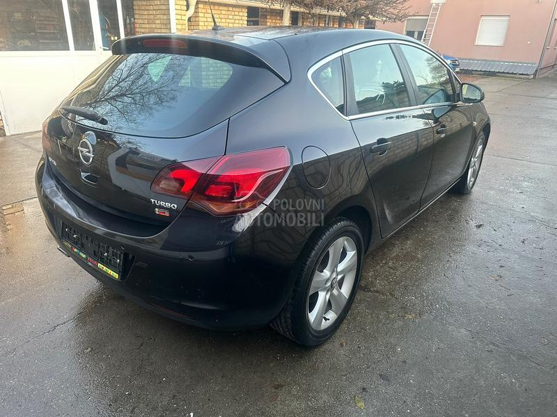 Opel Astra J 1.4Turbo