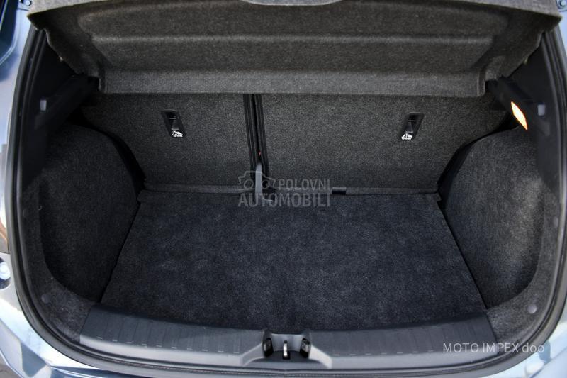 Nissan Micra 0.9/Tekna/CH/VSERVIS