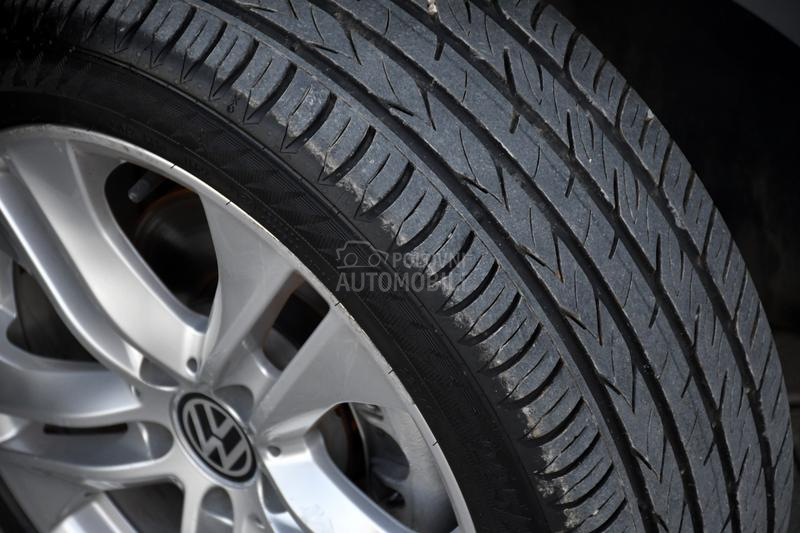 Volkswagen Touran 1.4TSI/DSG/CH/N0V