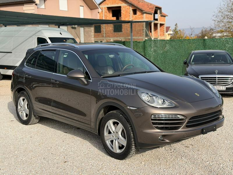 Porsche Cayenne iz CH
