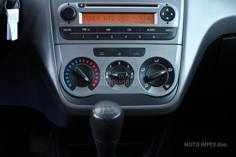 Fiat Grande Punto 1.3 MJET / LOUNGE