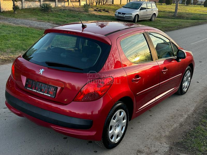Peugeot 207 1.4 HDI