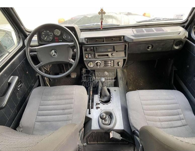 Mercedes Benz G 300 3.0 d