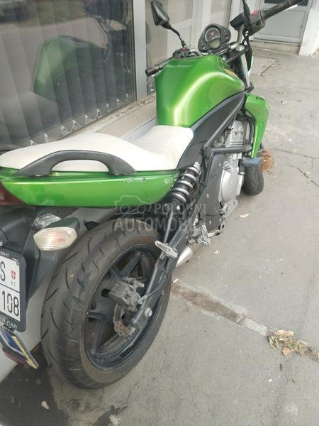 Kawasaki Er6n